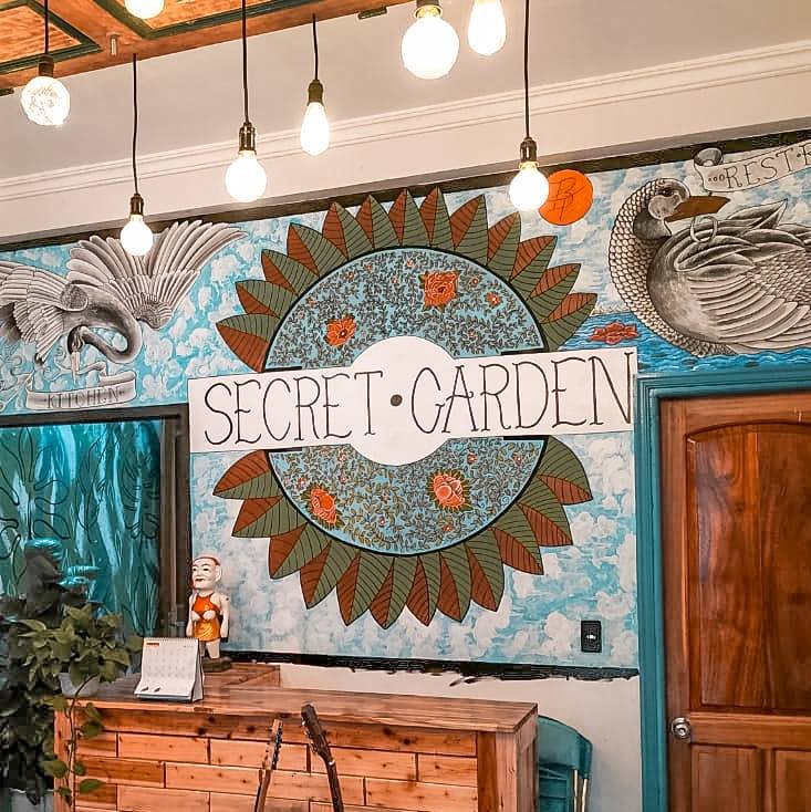 Secret Garden Cafe & Restaurant  - Khu vườn bí mật tại Cát Bà